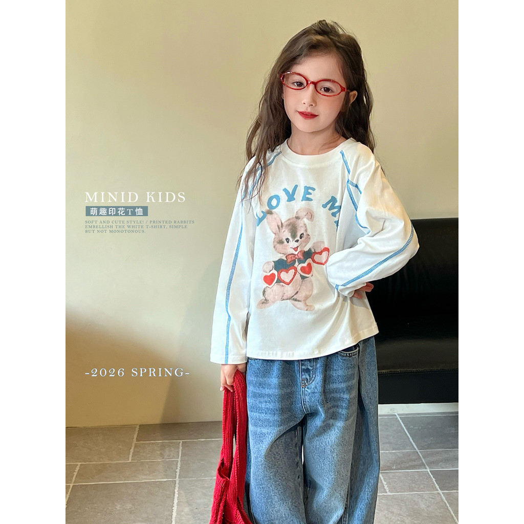 Mini Dan roupas infantis 2026 primavera novo produto meninas camiseta de manga comprida crianças soltas estilo ocidental