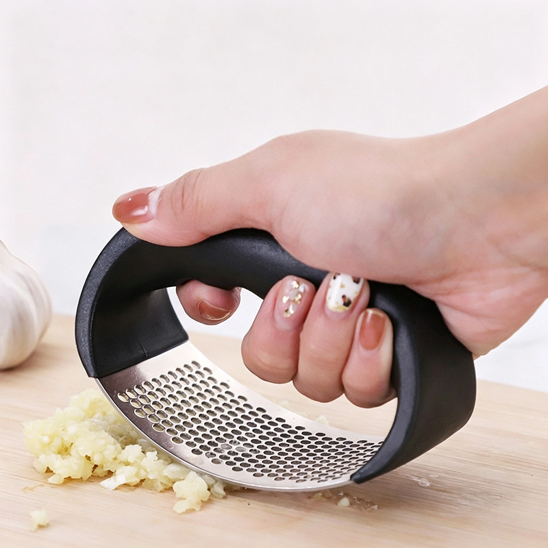Prensa de Alho Manual em Aço Inoxidável Formato Anel, Espremedor Triturador de Alho Utensílio de Cozinha Doméstico