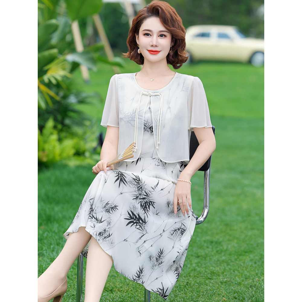 Mãe verão novo vestido chinês atmosfera digna 2026 novo estilo senhoras de meia-idade verão estilo ocidental saia estilo