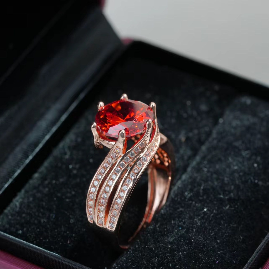 Anel de ouro rosa europeu americano de diamante de alto carbono rosa amor anel aberto incrustado romã anel de diamante v