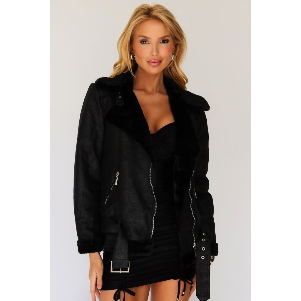 Jaqueta Feminina Detalhe Gola Planet Girls Preto
