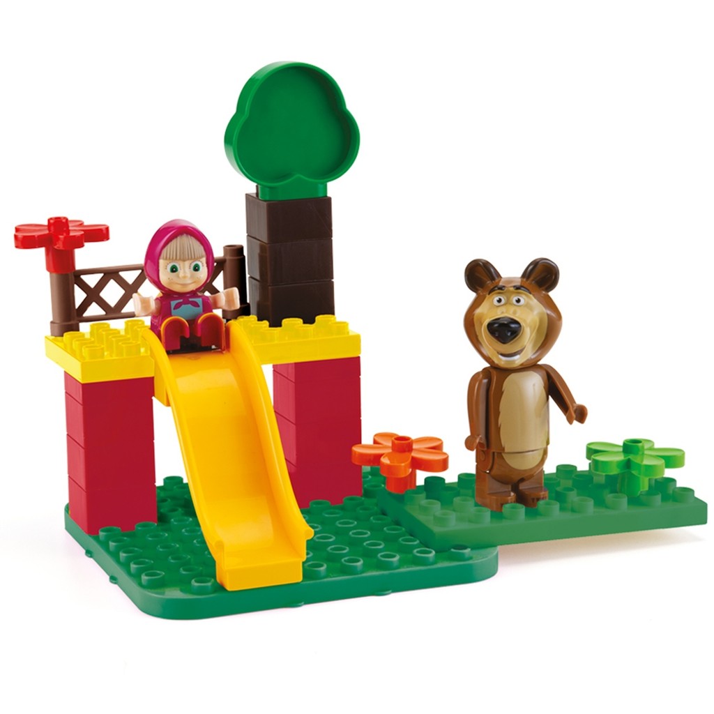 Blocos De Montar Masha E O Urso No Parque Com Jardim - Monte Libano