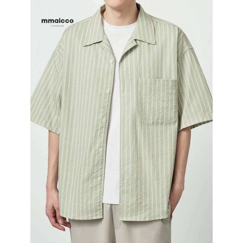 Momaike Camisa masculina listrada estampada de manga curta 2024 verão novo estilo gola de oito caracteres camisa masculi