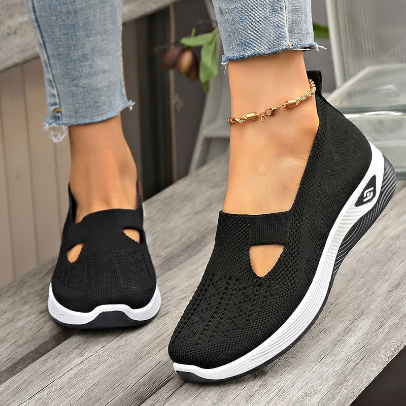 Moda feminina sapatos esportivos sapatos planos 2026 verão novo estilo um Pedal sapatos de malha leve feminino