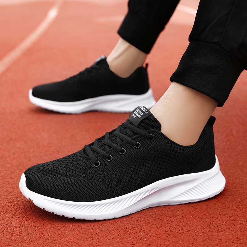 Tênis de corrida masculinos leves, tênis esportivos pretos com sola macia, tênis esportivos com padrão xadrez minimalist