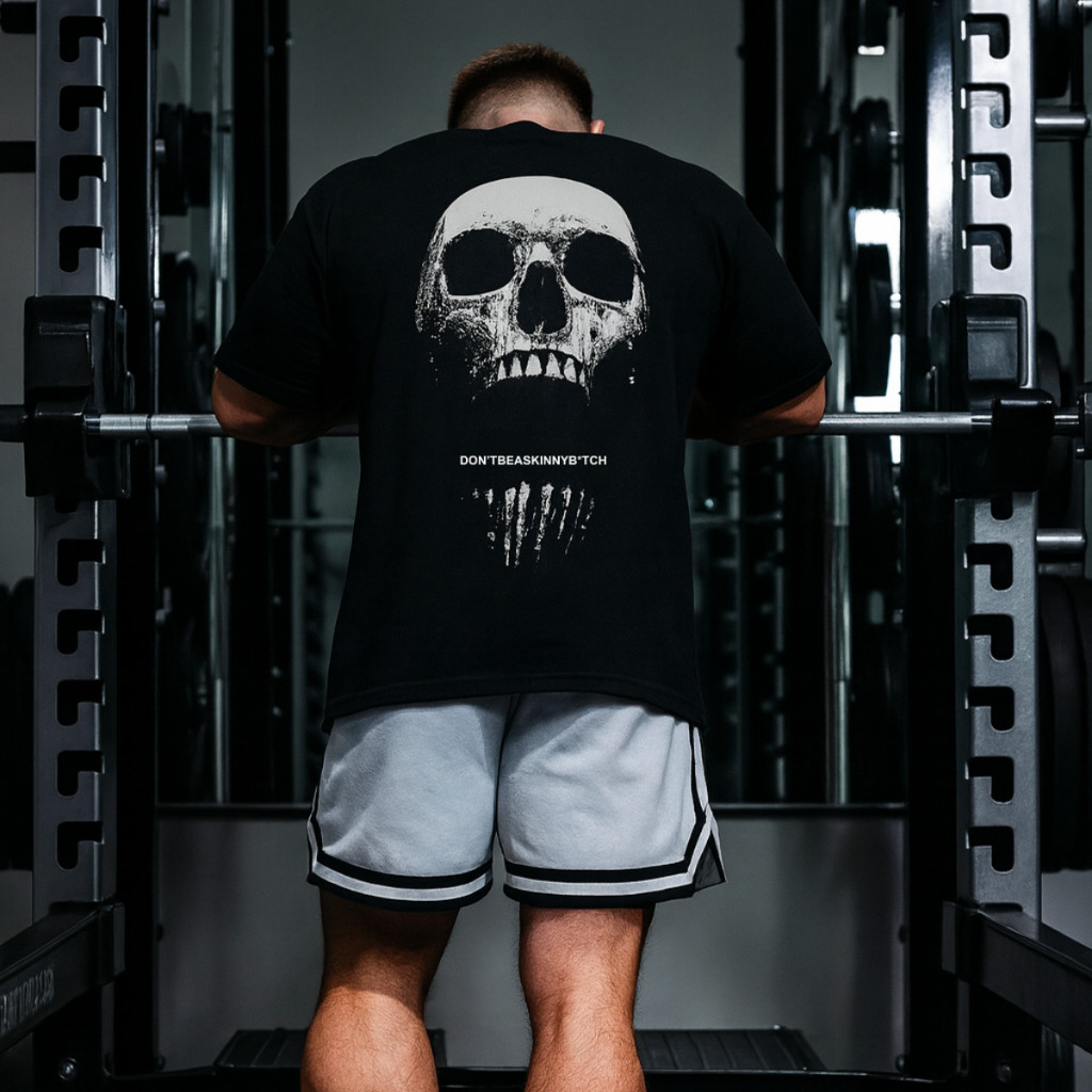 Camiseta Oversized Streetwear Caveira Academia ESTILO
