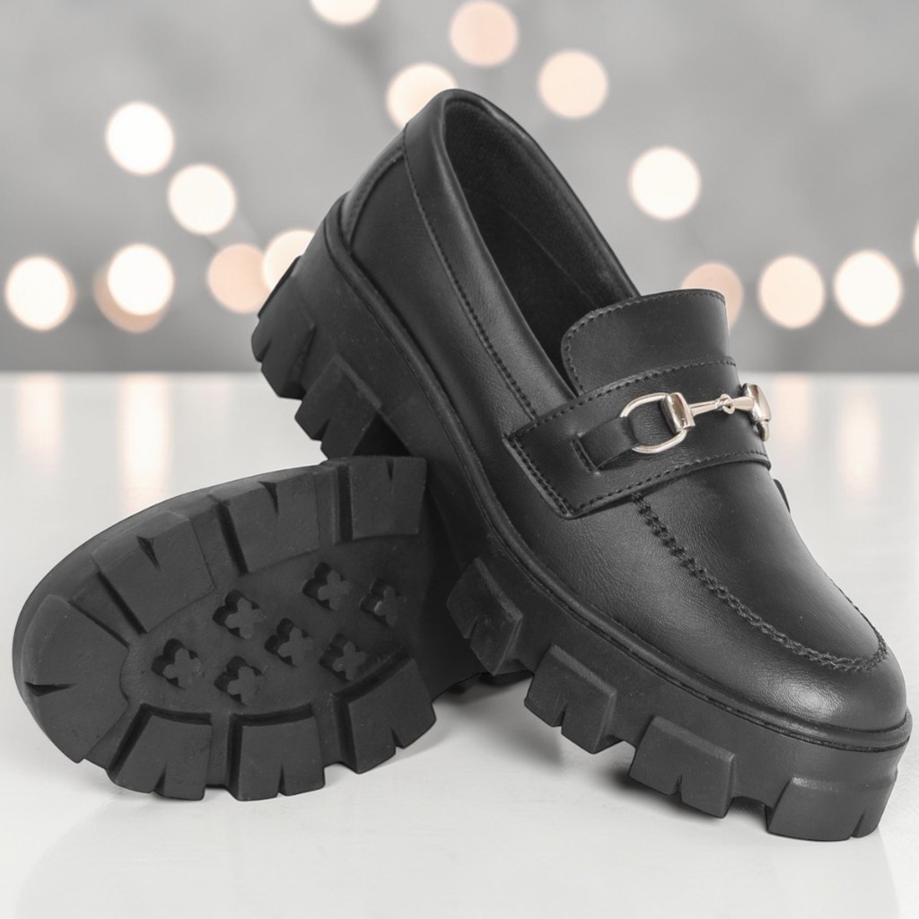 Sapato Mocassim Feminino Tratorado Oxford Fivela Moda Confortável Macio Estiloso