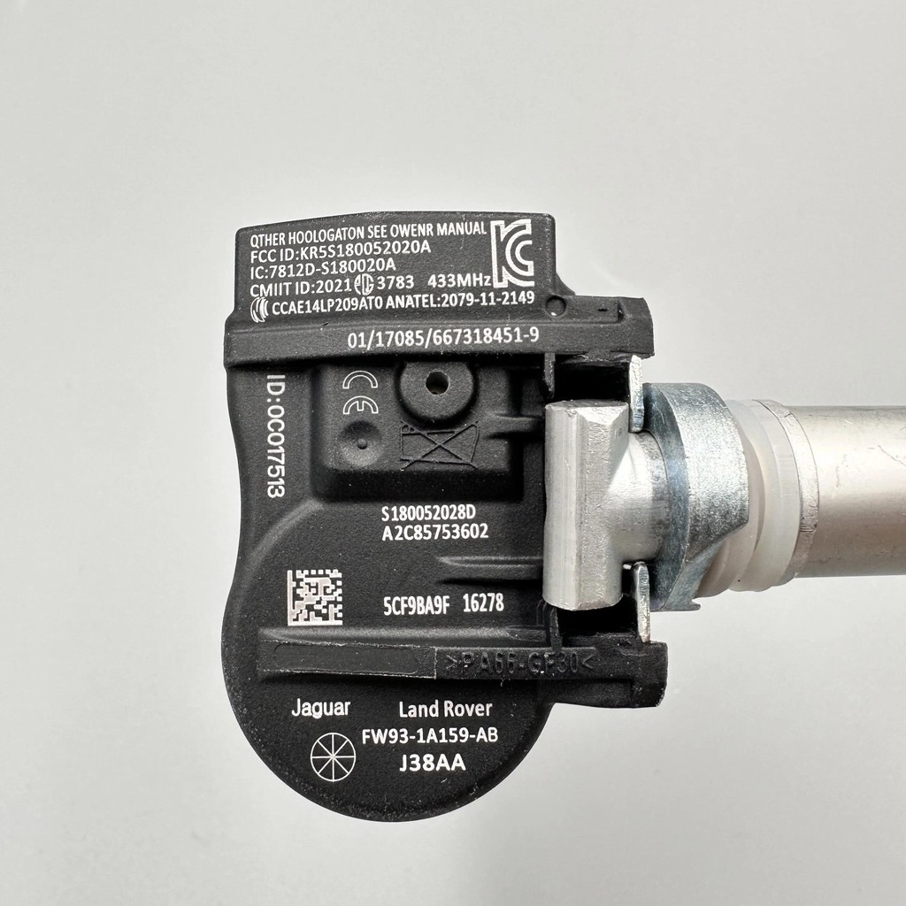 Sensor Monitor De Pressão Dos Pneus TPMS Land Rover Discovery Freelander RangeRover Evoque LR070840 Lr LR066378 C2D21599