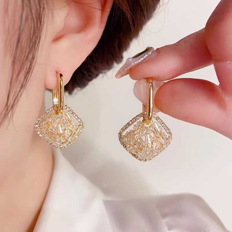 Brincos geométricos atmosféricos de luxo de alta qualidade, brincos de diamante de zircônia da moda temperamento, brinco