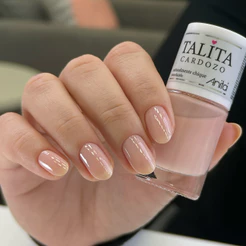 Esmalte Nova Coleção Talita Cardozo e Anita cor Naturalmente Chique