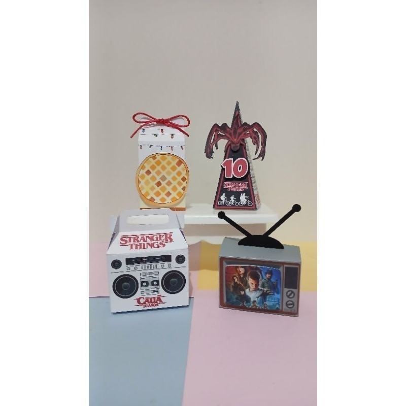Mimos Personalizados STRANGER THINGS (Pegue e Monte) 20 Unidades / Aniversário / Lembrancinhas / Fazemos qualquer tema — imagem 2 de 2