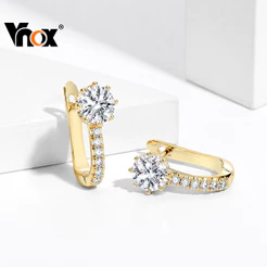 Brincos De Argola Em Forma De U Incrustados CZ Brancos Banhados A Ouro Vnox Para Mulheres , Joias De Casamento Minimalis