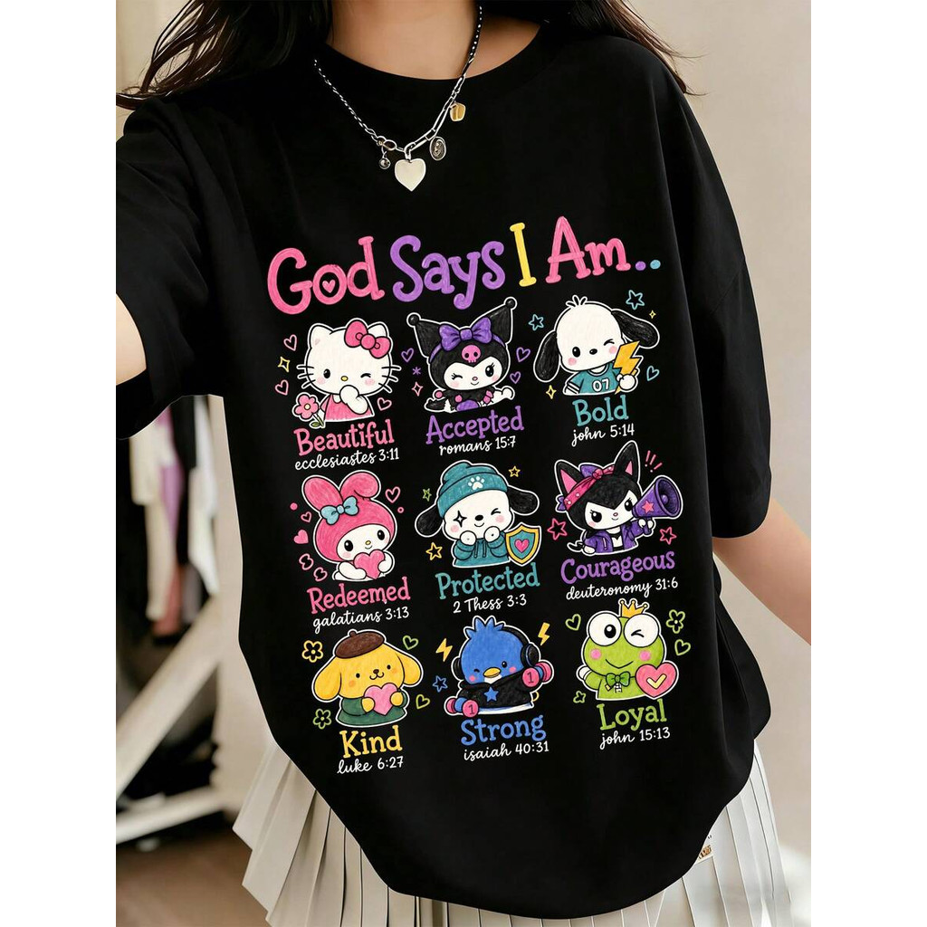 Camiseta Masculina Feminina Oversized Estampa God Says I Am Personagens Sanrio Versículos Bíblicos, Camiseta