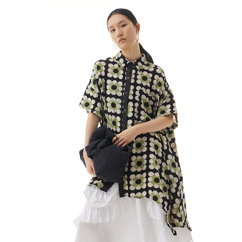 Olhos grandes [Roupas femininas estilo Yamamoto] Camisa de manga curta-2 cores verão Plus Size roupas femininas estampad
