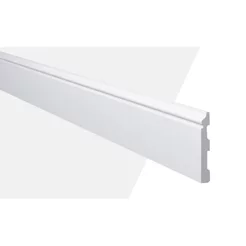 Rodapé de Poliestireno Frisado 8CMX2,44m Rende 2,44MMD8 Gart Branco Frisado