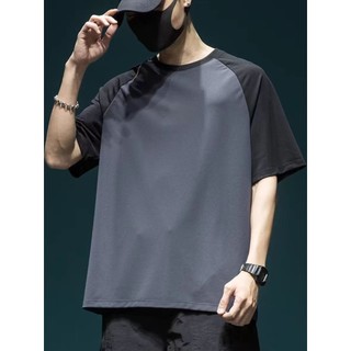 Camiseta masculina de manga curta com cor contrastante de seda gelada verão solta roupa de rua tamanho grande meia manga