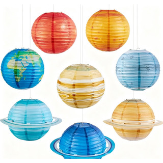 Um conjunto de 8 lanternas de papel suspensas com tema espacial, padrões, incluindo planetas, sistemas solares, galáxia