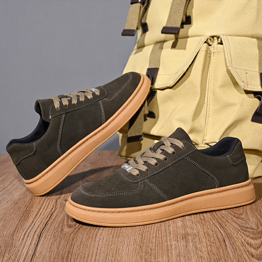 2026 primavera novo estilo tênis de camurça sapatos de camurça masculinos moda jovem tendão de carne sola macia sapatos 