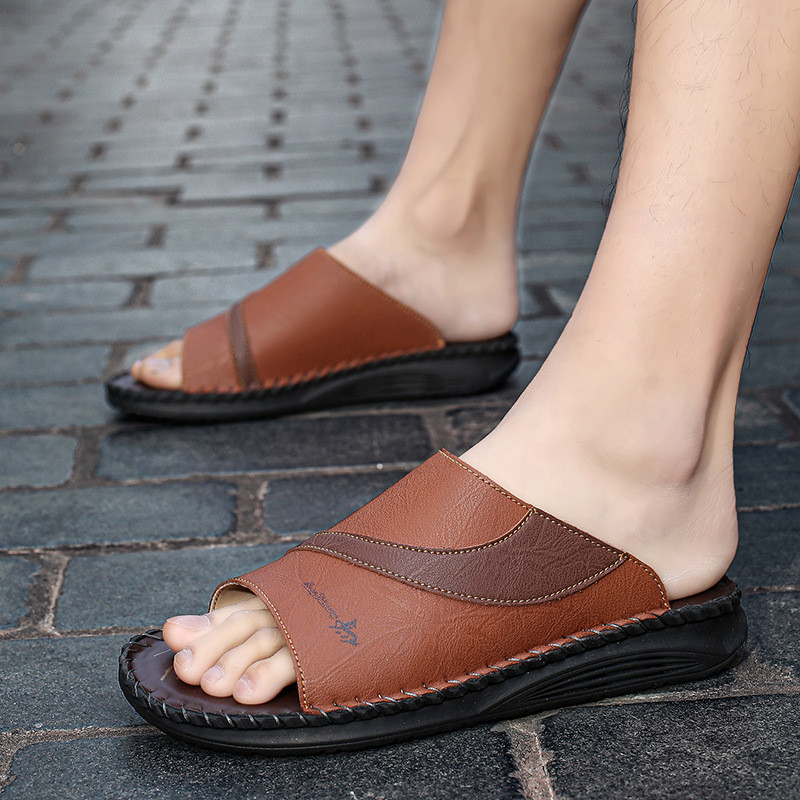 2025 chinelos de praia respiráveis de couro masculino de tamanho grande verão novo estilo juventude exterior Wear Casual