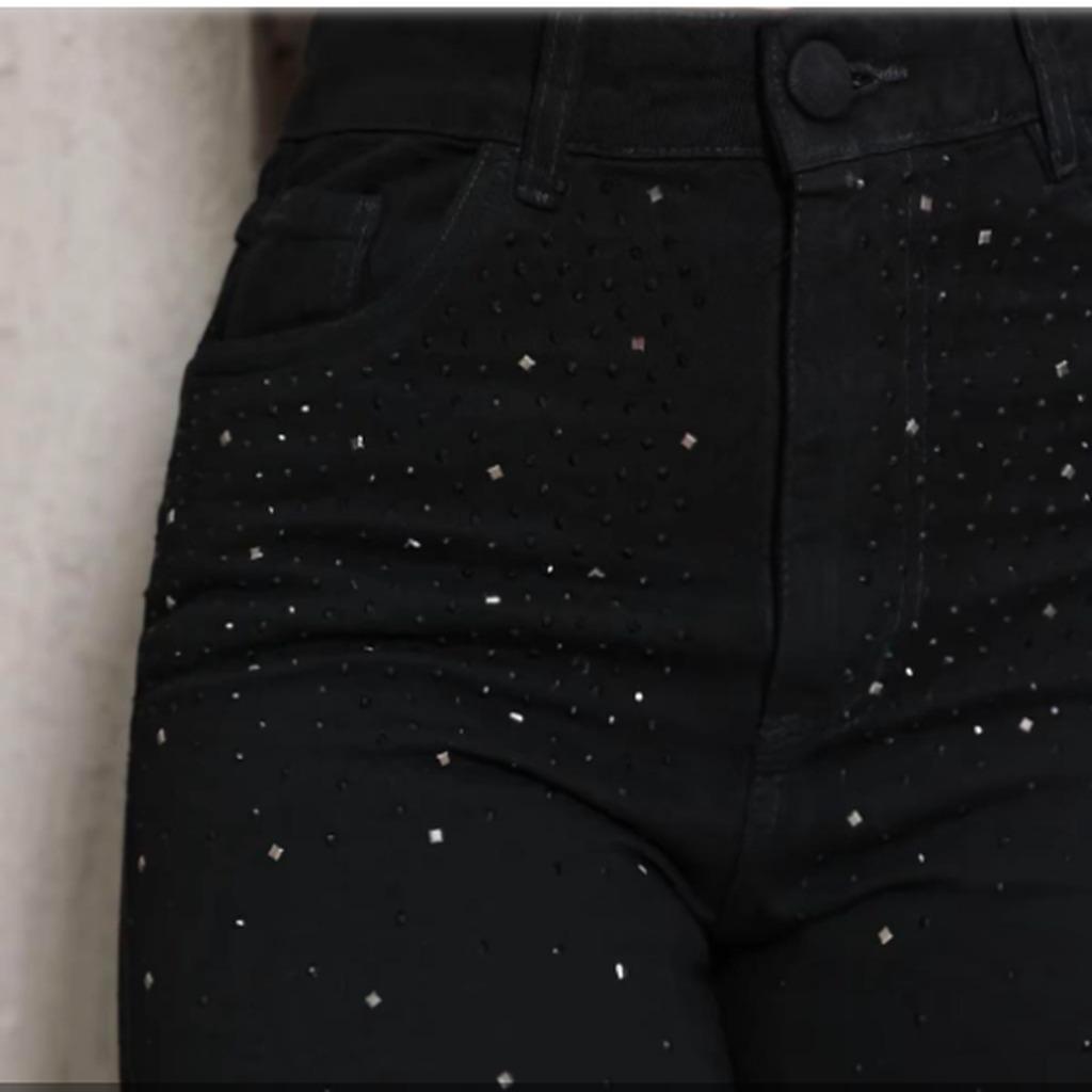 10.10 MELHOR PREÇO Calça Jeans Wide Leg Preta Com Strass e Brilho Pantalona