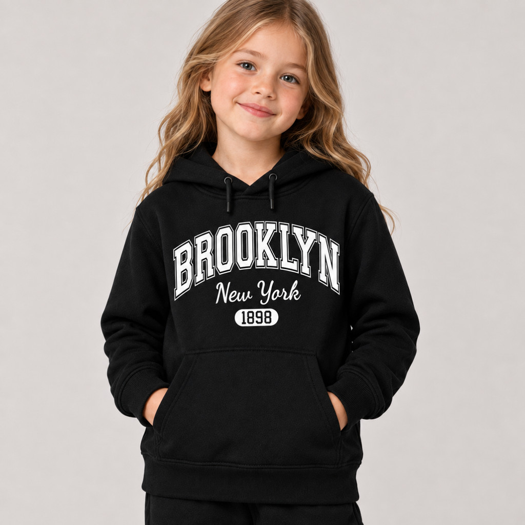 Moletom Canguru Infantil Flanelado Estampado "Brooklyn" Blusa de Frio com Capuz e Bolso Algodão