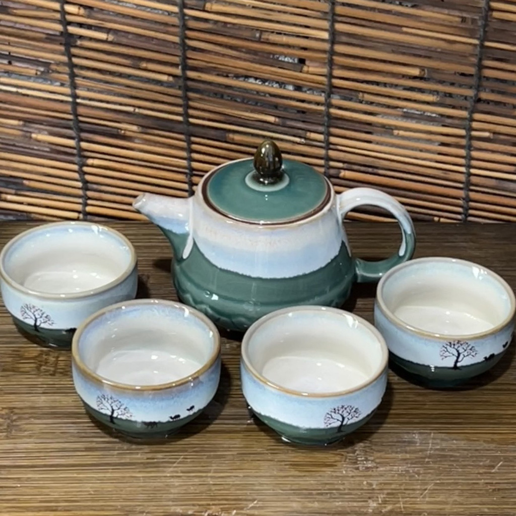 Novo conjunto de chá de cerâmica doméstico, um pote, quatro xícaras, conjunto de chá Kung Fu, bandeja de chá, bule, xíca