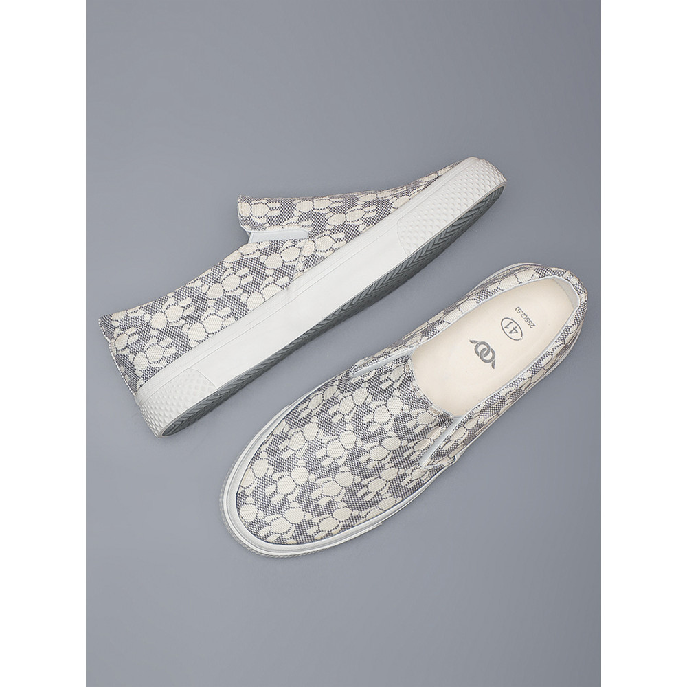 2026 novo estilo sapatos masculinos primavera respirável sapatos de lona deslizamento em sapatos casuais tênis masculino