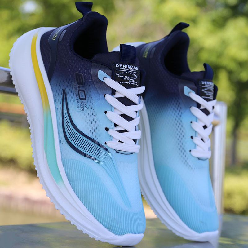 Sapatos masculinos primavera verão 2026 novo estilo malha respirável sapatos esportivos adolescentes All-Match Casual an
