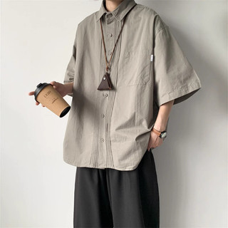Camisa Retro de manga curta masculina verão novo estilo ferramentas Casual plissado meia manga topo