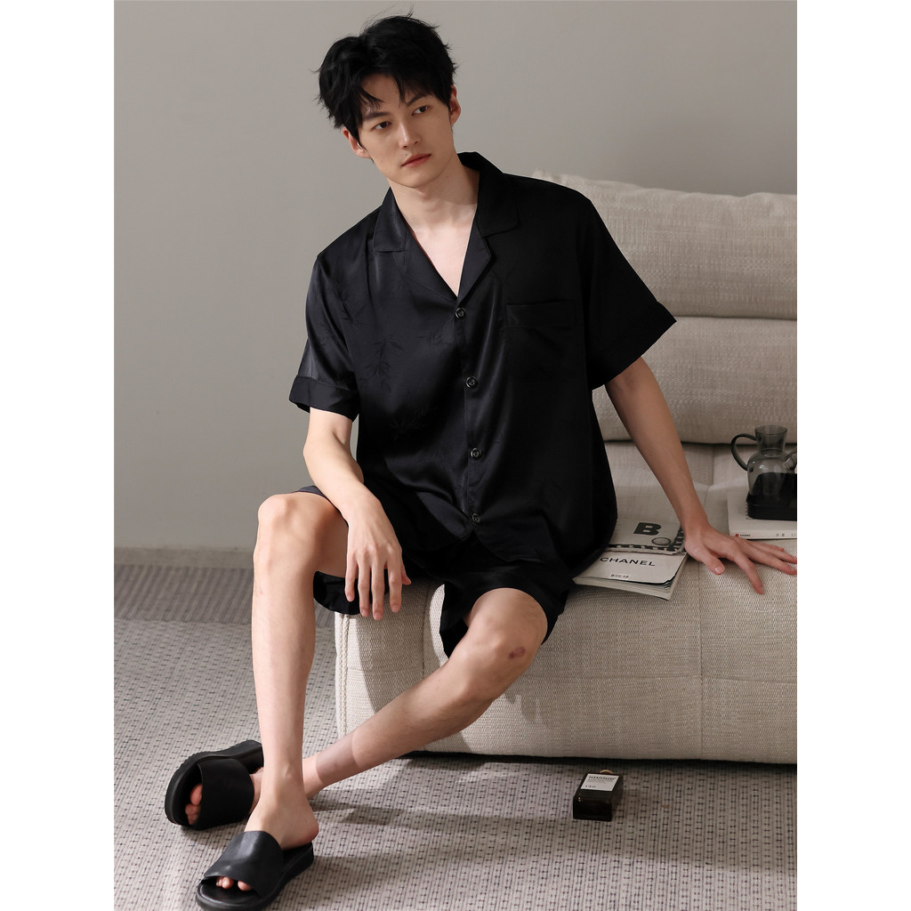 Pijamas masculinos verão pijamas de seda gelo Shorts de manga curta masculino verão High-End preto Loungewear Plus Size 