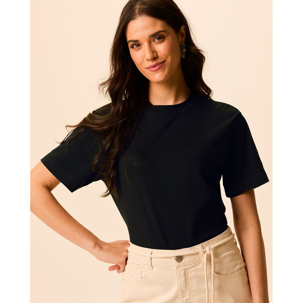 Camiseta Básica Feminina Box Curta Em Algodão