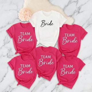Camiseta feminina despedida de solteira " team bride e bride" noiva madrinha blusa camisa casamento