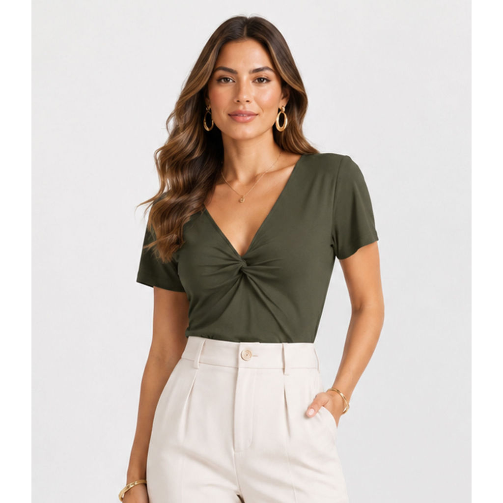 Blusa Feminina Com Decote Em V Infinita Cor Verde
