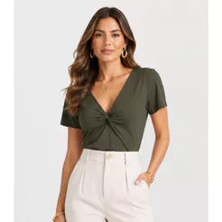 Blusa Feminina Com Decote Em V Infinita Cor Verde