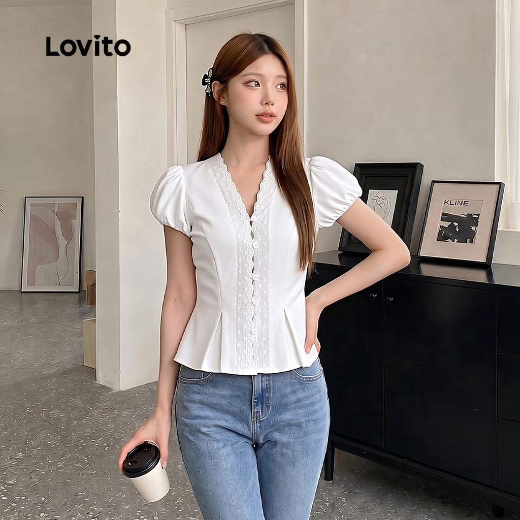 (Elegante) Lovito Blusa de Renda com Botão Plissada Primavera/verão Blusa Branca para Mulheres Bordado L179AD153