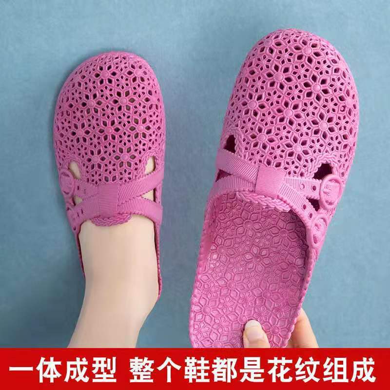 Novo estilo chinelos femininos verão exterior buraco sapatos casa moda Casual Baotou chinelos de verão feminino 2025 All