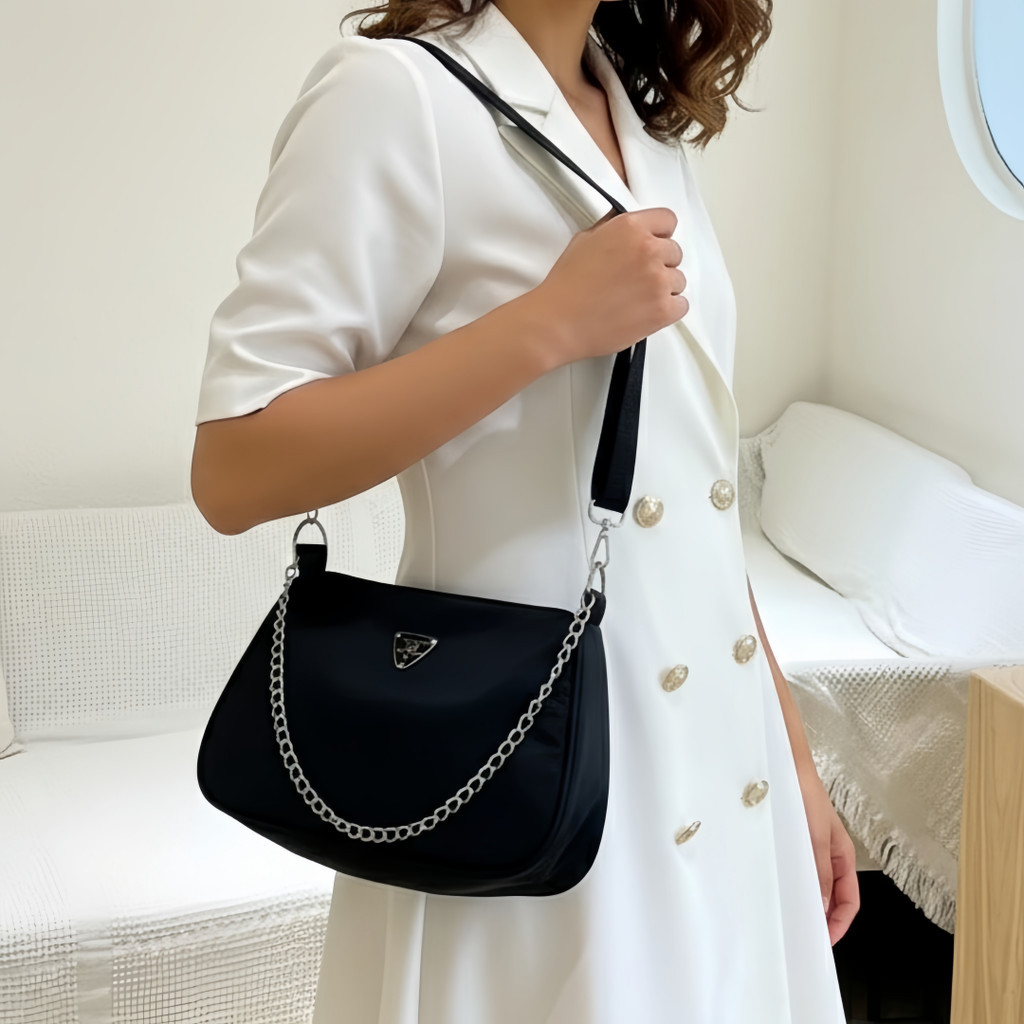 Bolsa de Ombro Nylon Estilo Casual Transversal Pequena em Oferta na Shopee