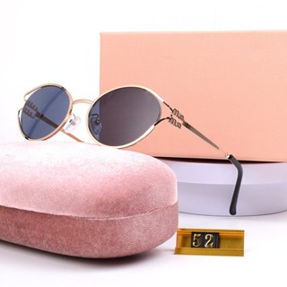 25 novos óculos Miu com armação oval ultraleve, óculos de sol retrô personalizados para mulheres, óculos de sol de alto em Oferta na Shopee