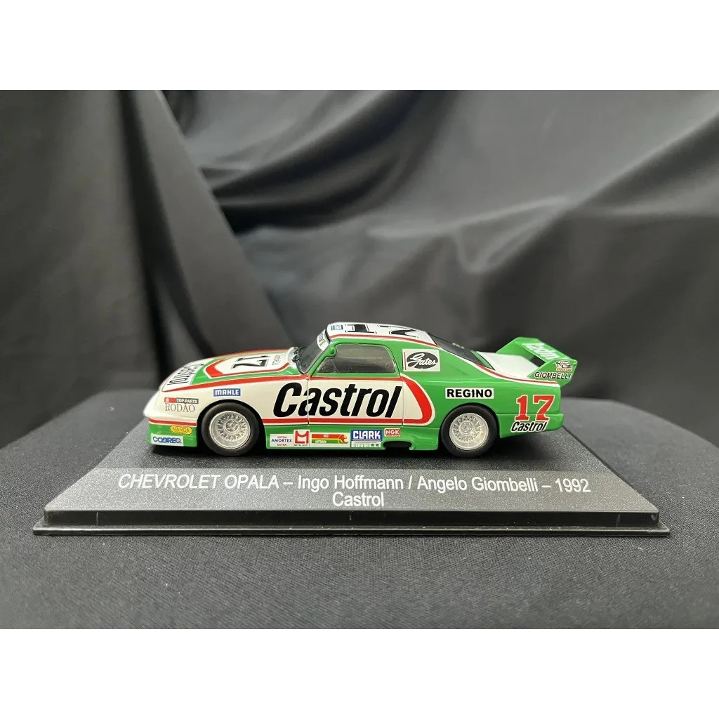 Miniatura Opala Ingo Hoffman Giombelli 1992 Castrol 1:43 Ixo Verde-claro