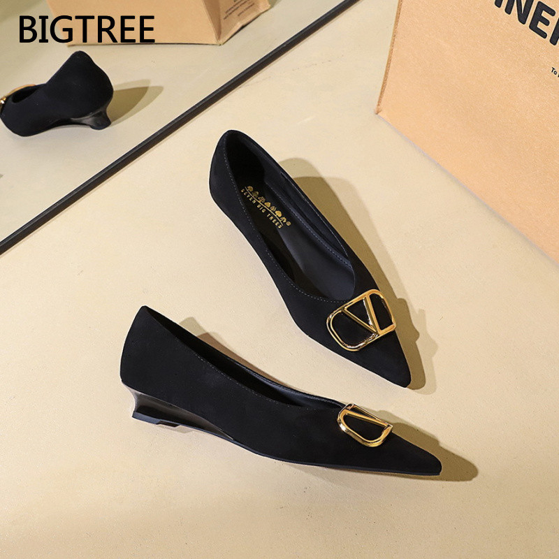 Imagem Sapatos de Cunha Pretos BIGTREE para Mulheres Estilo Francês Salto Baixo Bico Fino Boca Rasa Moda Camurça Casual Sapatos