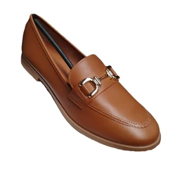 SAPATO REISEN MOCASSIM COURO COM DETALHE METAL 115.026 CARAMELO