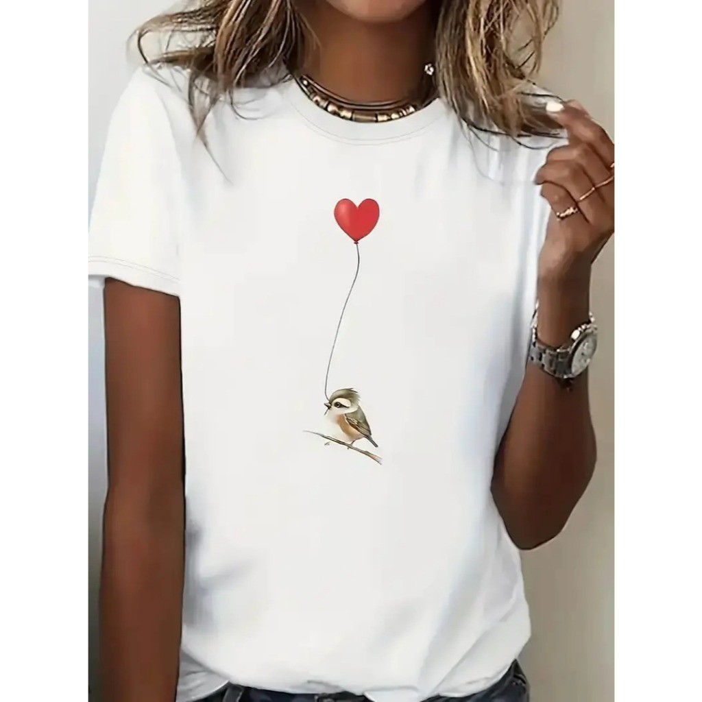 Tshirt Feminina Passarinho Coração  Lançamento Camiseta 100% Algodão Camisetão Solta Plus Size Camiseta - NB the Shirt