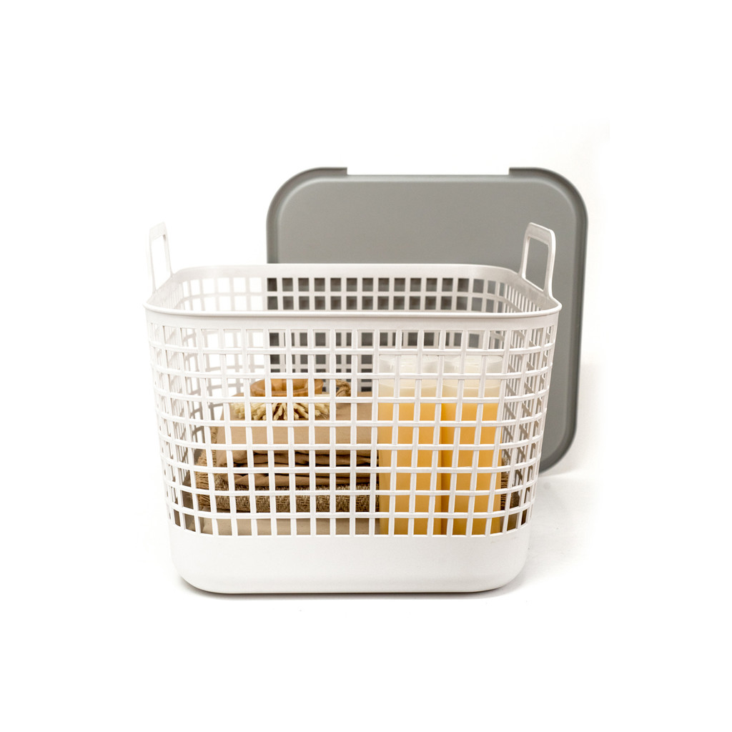 Cesto de Plástico com Tampa Grande - Oikos em Oferta na Shopee