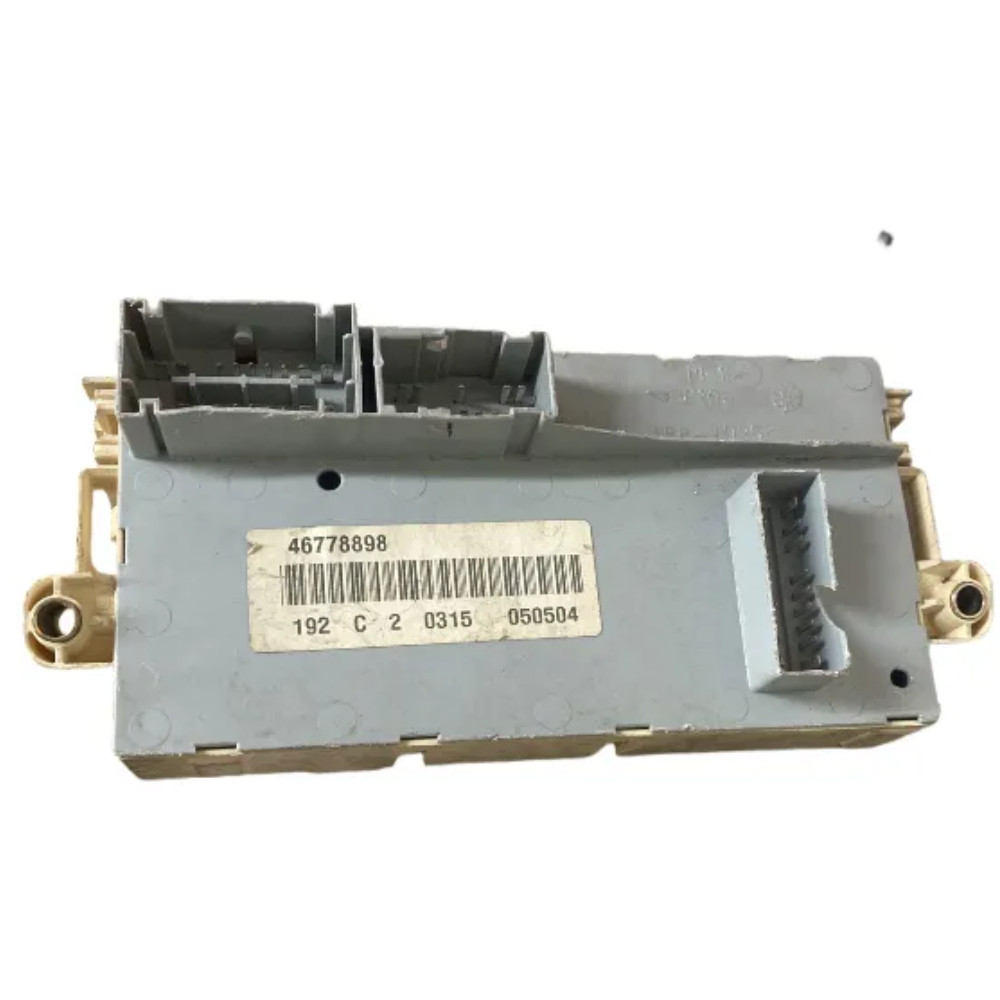 Caixa Fusível Bsi  16v Fiat Stilo 1.8 46778898