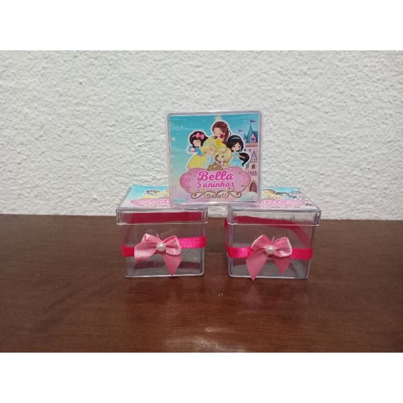 Kit de 10 caixinhas acrílica - tema Princesa Baby para Lembrancinhas, nome e idade personalizado