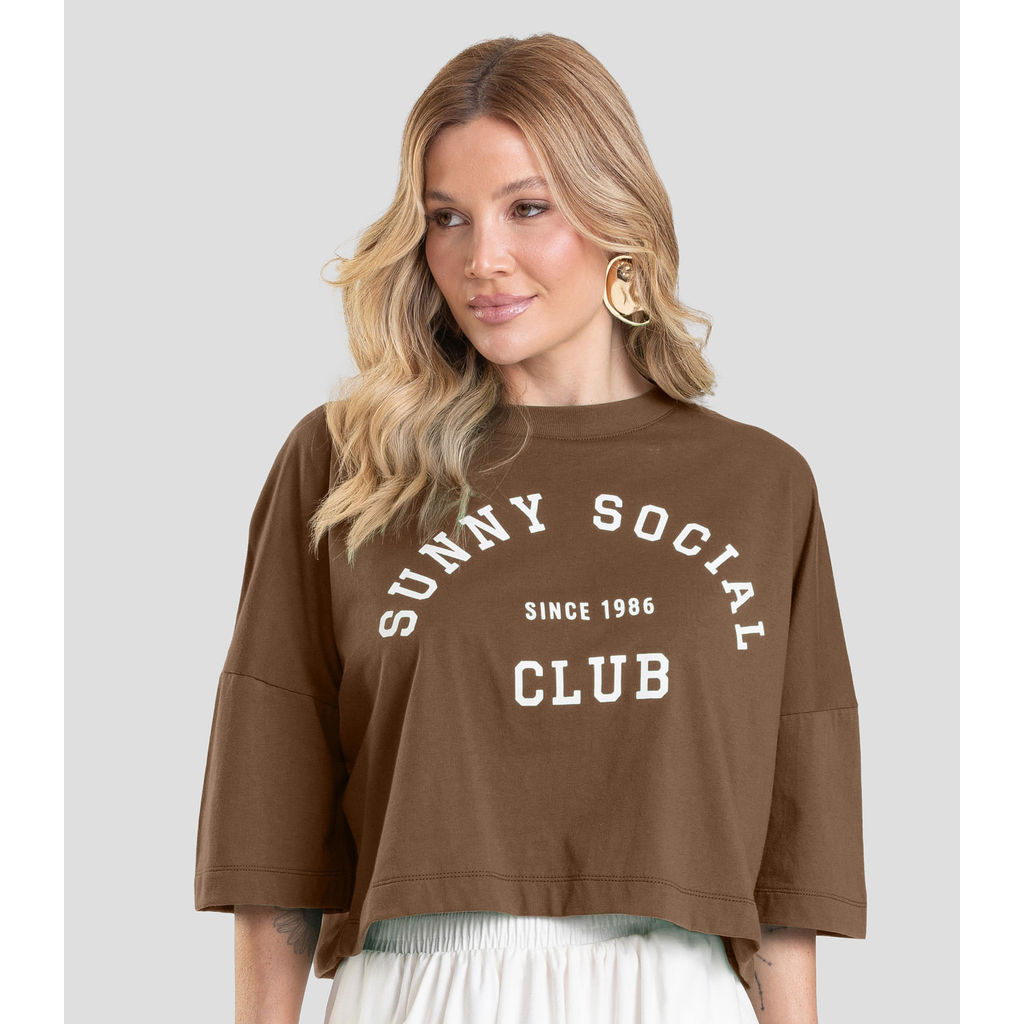 T- Shirt Feminina Cropped Dianna Marrom