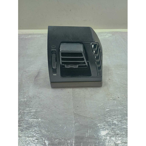 Difusor Ar Lado Direito Idea Adventure 2011 2012 2013 2014