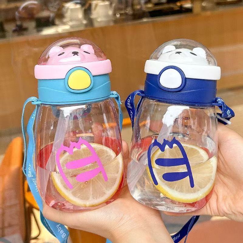 Garrafa Infantil 550ml com Canudo Material Plástico Resistente para Uso Diário em Oferta na Shopee