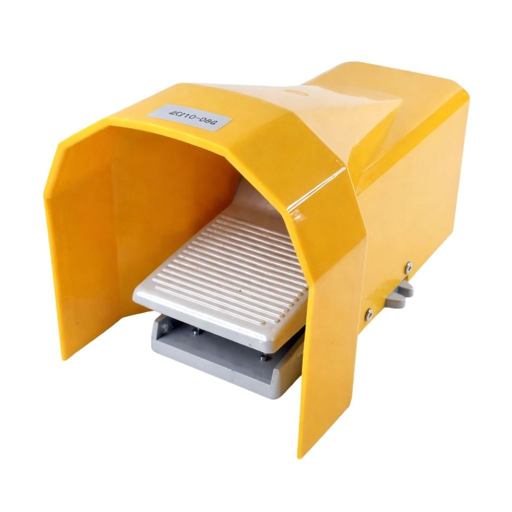 Valvula Pedal Pneumatico 5/2 VIAS 1/4 Modelo Mola C/ Proteção - PN VP 4F210-08G