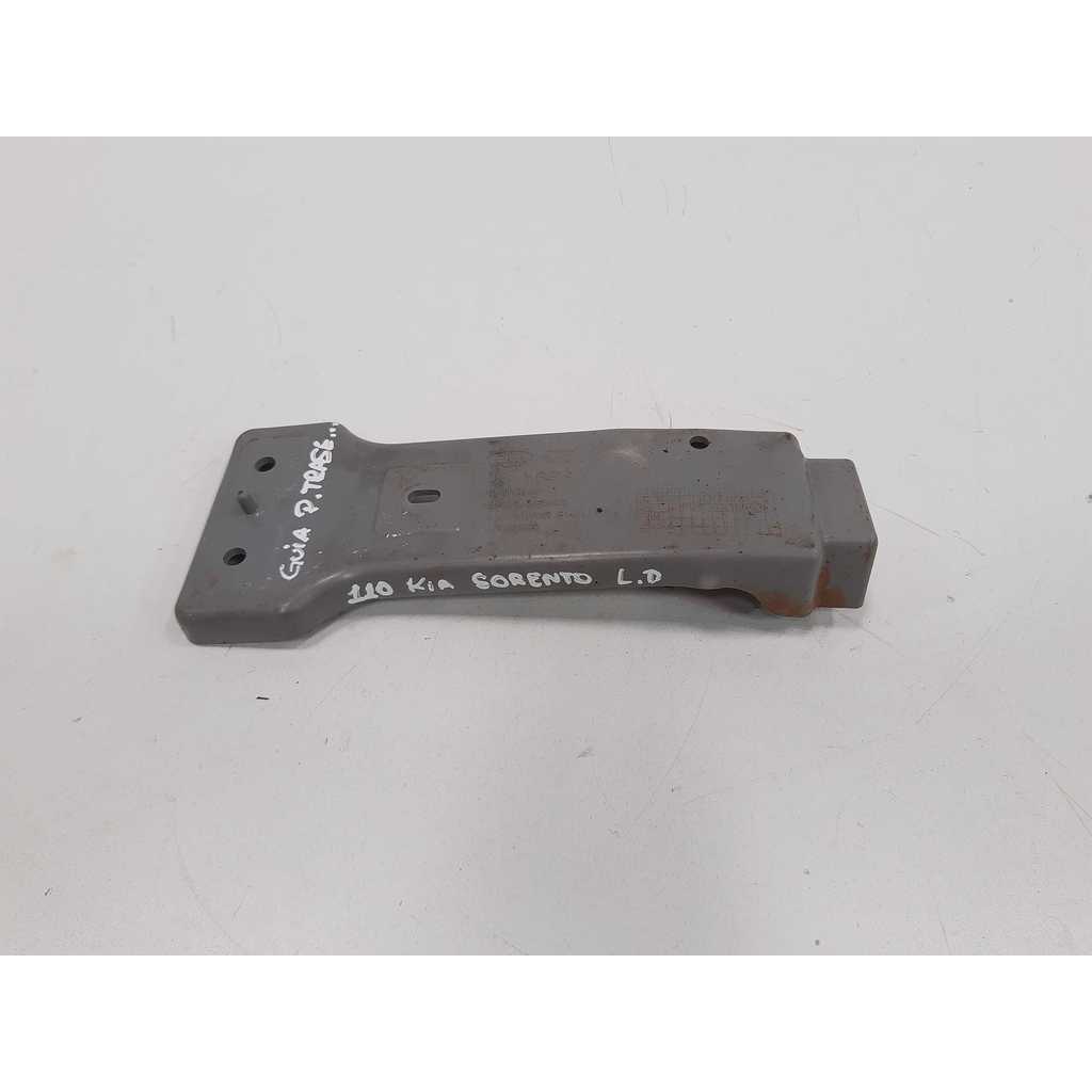 Suporte Parachoque Traseiro Direito Kia Sorento 2004 A 2009